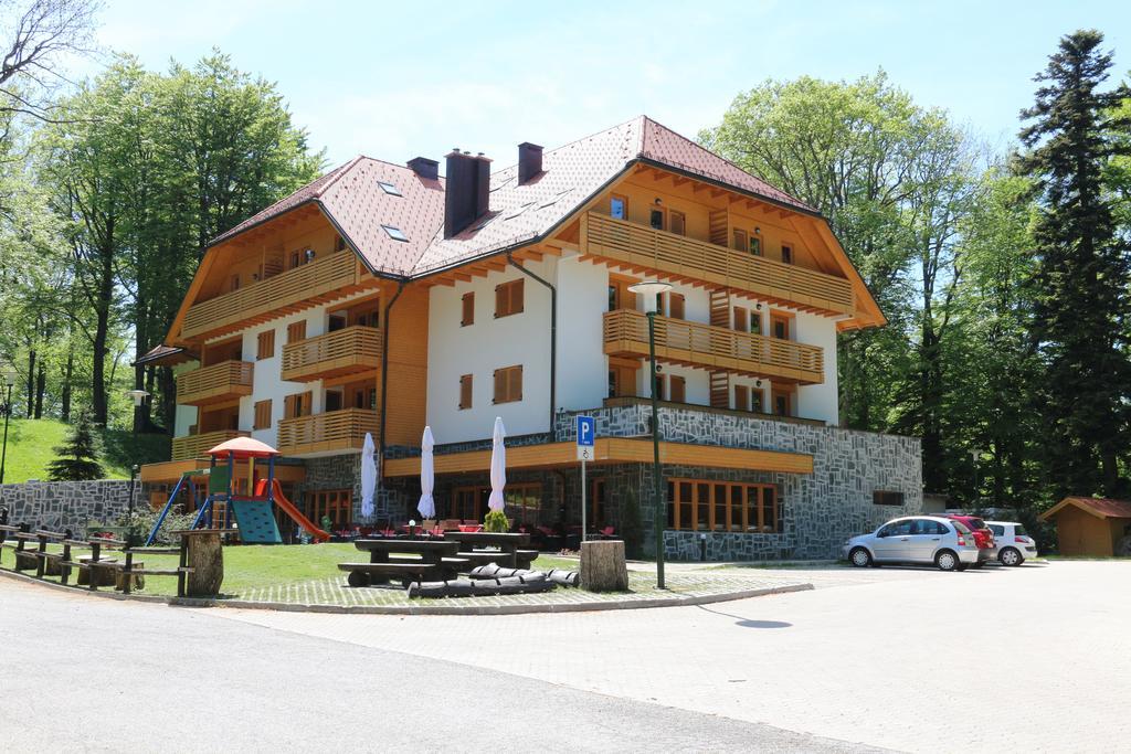 Aparthotel Snjezna Kraljica Stubicke Toplice Luaran gambar