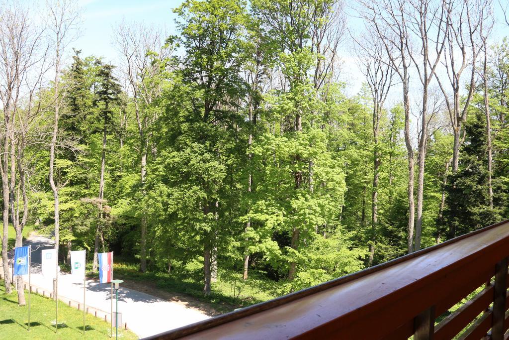 Aparthotel Snjezna Kraljica Stubicke Toplice Luaran gambar