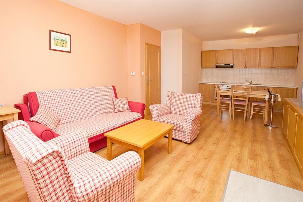 Aparthotel Snjezna Kraljica Stubicke Toplice Bilik gambar